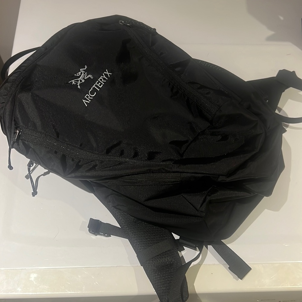 Arc’teryx black backpack